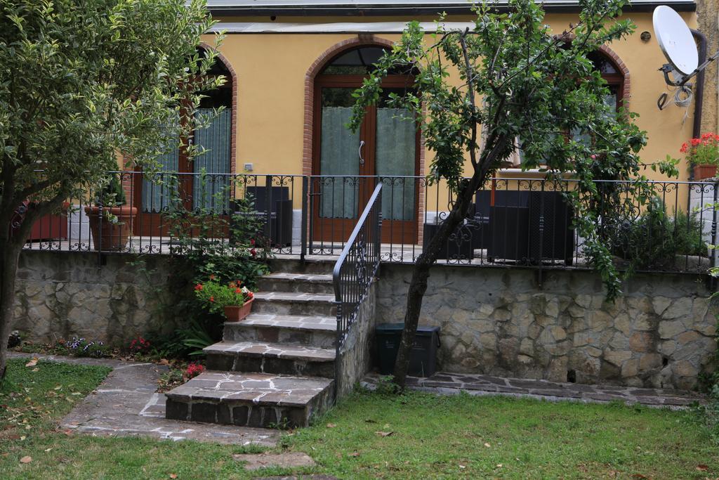 Il Giardino Della Contessa Apartment Isernia Luaran gambar
